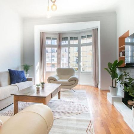 Spacious 2-Bedroom In The Centre Of Menton Exterior photo